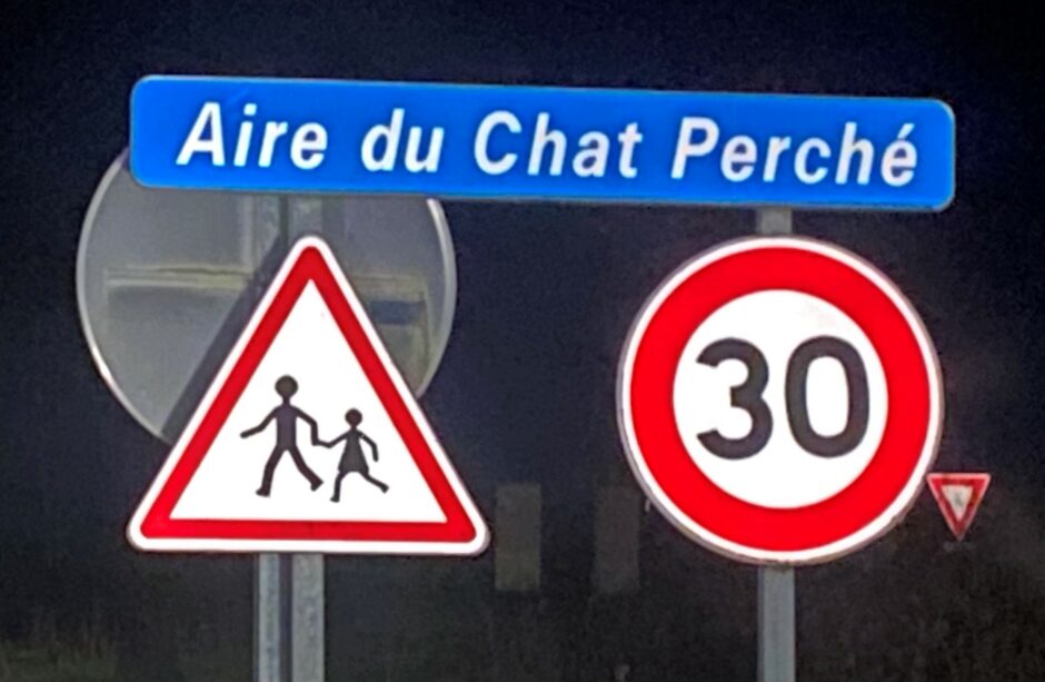 Aire du chat perché